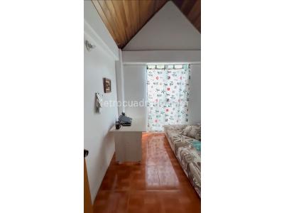 Apartamento de 3 alcobas en venta en Carlos E. Restrepo, Medellín, 78 m² · foto 5 de 6