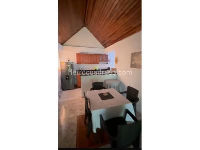 Apartamento de 3 alcobas en venta en Carlos E. Restrepo, Medellín, 78 m² · foto 3 de 6