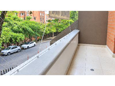 Apartamento de 2 alcobas en venta en San Julian, Medellín, 58 m² · foto 2 de 14