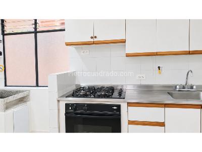 Apartamento de 2 alcobas en venta en San Julian, Medellín, 58 m² · foto 7 de 14
