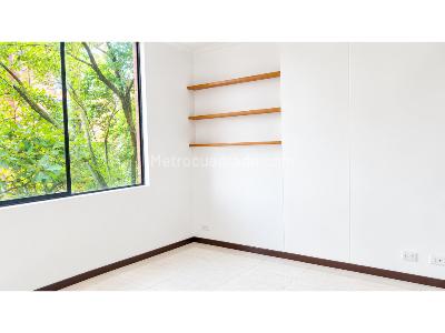 Apartamento de 2 alcobas en venta en San Julian, Medellín, 58 m² · foto 10 de 14