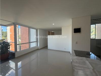 Apartamento en venta en Loma San Jose, Sabaneta · foto 4 de 12