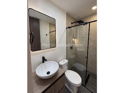 Apartamento de 2 alcobas en venta en Av Las Vegas, Sabaneta, 58 m² · foto 10 de 12