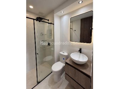 Apartamento de 2 alcobas en venta en Av Las Vegas, Sabaneta, 58 m² · foto 12 de 12