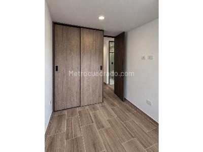 Apartamento de 2 alcobas en venta en Av Las Vegas, Sabaneta, 58 m² · foto 5 de 12