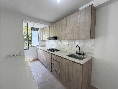 Apartamento en venta en La Cuenca, Envigado · foto 5 de 18