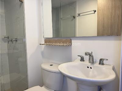 Apartamento en venta en La Cuenca, Envigado · foto 8 de 18