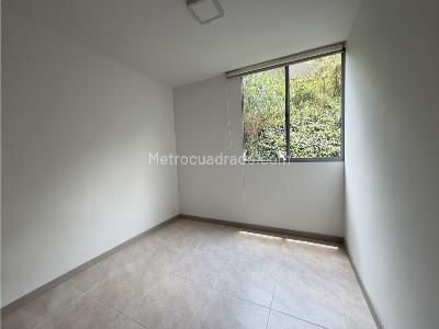 Apartamento en venta en La Cuenca, Envigado · foto 15 de 18