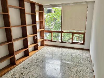 Apartamento en venta en El Poblado, Medellín · foto 6 de 12