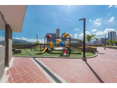 Apartamento de 3 alcobas en venta en Av Las Vegas, Sabaneta, 65 m² · foto 15 de 19