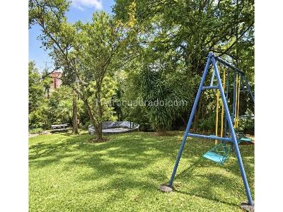 Casa en venta en Loma Benedictinos, Envigado · foto 4 de 7