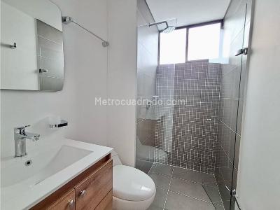 Apartamento en venta en Av Las Vegas, Envigado · foto 9 de 20
