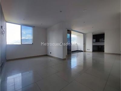Apartamento de 3 alcobas en arriendo en Loma De Los Bernal, Medellín, 100 m² · foto 10 de 16