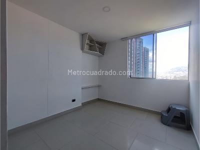 Apartamento de 3 alcobas en arriendo en Loma De Los Bernal, Medellín, 100 m² · foto 12 de 16