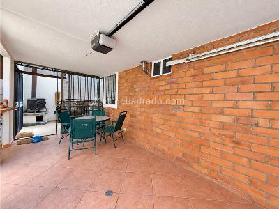 Casa de 3 alcobas en venta en Rionegro, Rionegro, 115 m² · foto 3 de 15