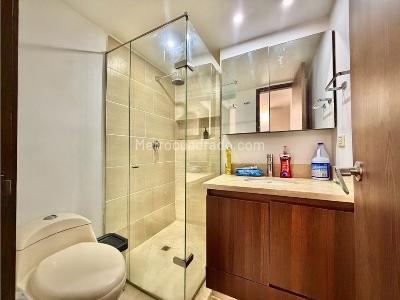 Apartamento de 3 alcobas en venta en Loma De Las Brujas, Envigado, 109 m² · foto 5 de 5