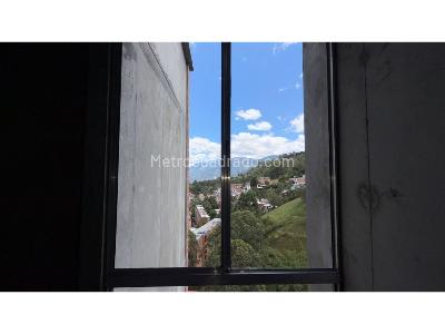 Apartamento de 2 alcobas en venta en Maria Auxiliadora, Sabaneta, 55 m² · foto 5 de 20