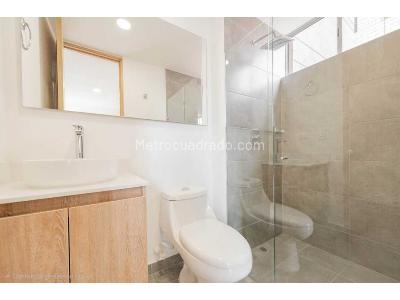 Apartamento de 3 alcobas en venta en Ditaires, Itagüí, 70 m² · foto 13 de 17