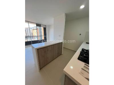 Apartamento en venta en Parque, Itagüí · foto 2 de 11