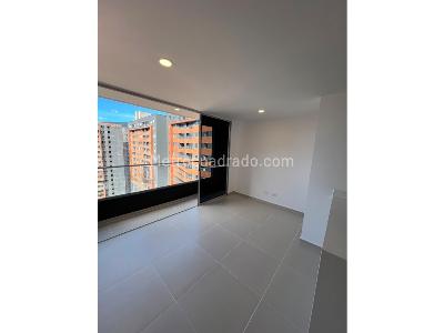 Apartamento en venta en Parque, Itagüí · foto 3 de 11