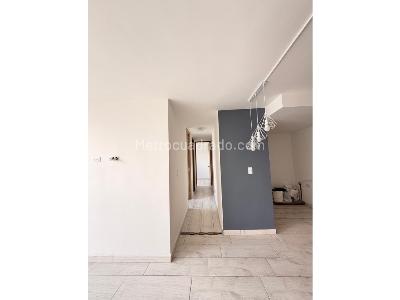Apartamento de 3 alcobas en venta en Maria Auxiliadora, Sabaneta, 50 m² · foto 4 de 18