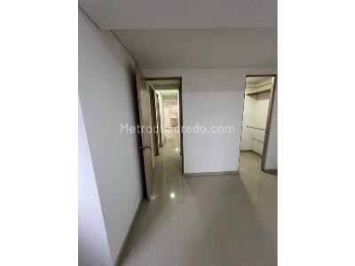Apartamento en venta en Parque, Itagüí · foto 11 de 20