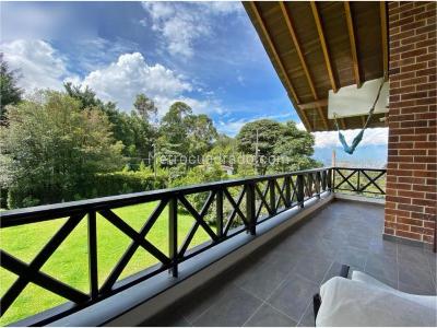 Casa de 4 alcobas en venta en Loma Del Chocho, Envigado, 895 m² · foto 9 de 18