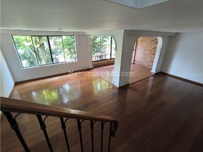 Casa de 4 alcobas en venta en El Poblado, Medellín, 290 m² · foto 3 de 20