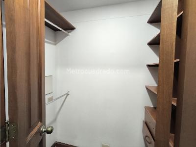 Casa de 4 alcobas en venta en El Poblado, Medellín, 290 m² · foto 11 de 20