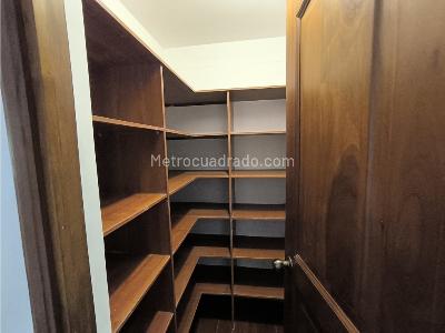 Casa de 4 alcobas en venta en El Poblado, Medellín, 290 m² · foto 13 de 20