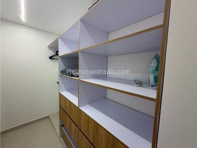 Apartamento de 3 alcobas en venta en Laureles, Medellín, 105 m² · foto 17 de 17