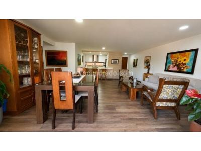 Apartamento en venta en Pontevedra, Envigado · foto 2 de 16