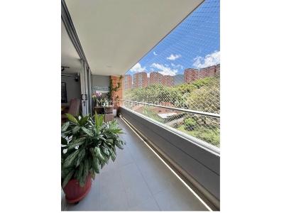 Apartamento en venta en Loma De Las Brujas, Envigado · foto 3 de 13