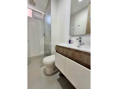 Apartamento en venta en Loma De Las Brujas, Envigado · foto 9 de 13