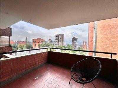 Apartamento de 3 alcobas en venta en Alejandria, Medellín, 114 m² · foto 2 de 20