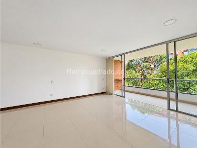 Apartamento de 3 alcobas en venta en Tranversal Intermedia, Envigado, 135 m² · foto 5 de 20