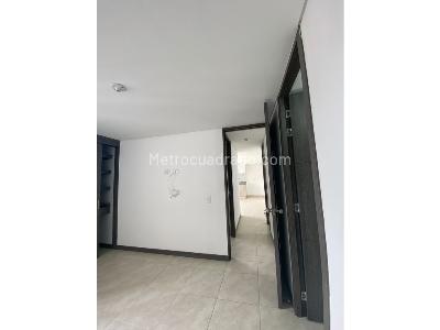 Apartamento en venta en Rodeo Alto, Medellín · foto 9 de 11