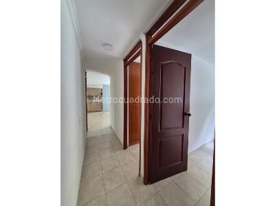 Apartamento en venta en Centro, Envigado · foto 4 de 18