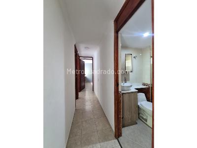 Apartamento en venta en Centro, Envigado · foto 5 de 18