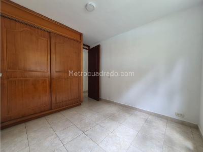 Apartamento en venta en Centro, Envigado · foto 8 de 18