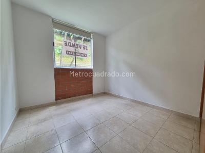 Apartamento en venta en Centro, Envigado · foto 9 de 18