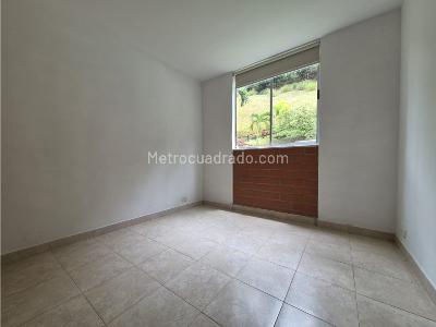 Apartamento en venta en Centro, Envigado · foto 11 de 18