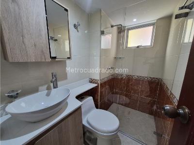 Apartamento en venta en Centro, Envigado · foto 12 de 18