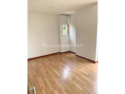 Apartamento de 1 alcoba en venta en San Lucas, Medellín, 40 m² · foto 9 de 12