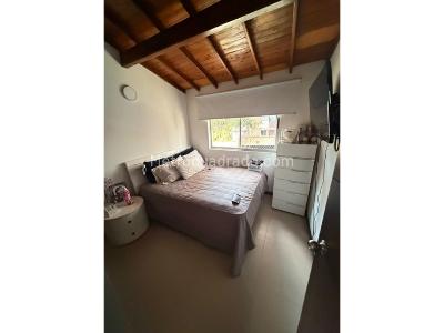 Casa de 4 alcobas en venta en La Doctora, Sabaneta, 137 m² · foto 5 de 8