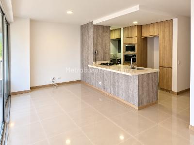 Apartamento de 3 alcobas en venta en Conquistadores, Medellín, 91 m² · foto 3 de 9
