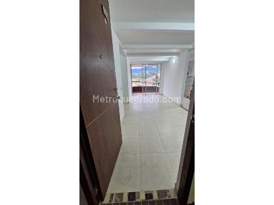 Apartamento de 3 alcobas en venta en El Porvenir, Itagüí, 64 m² · foto 12 de 13