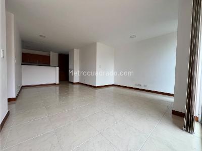 Apartamento en venta en Cumbres, Envigado · foto 3 de 18