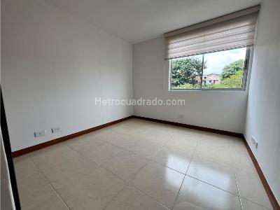 Apartamento en venta en Cumbres, Envigado · foto 8 de 18