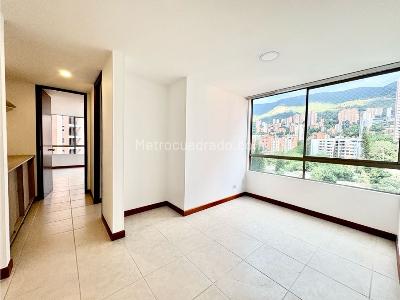 Apartamento de 3 alcobas en venta en El Poblado, Medellín, 130 m² · foto 18 de 20
